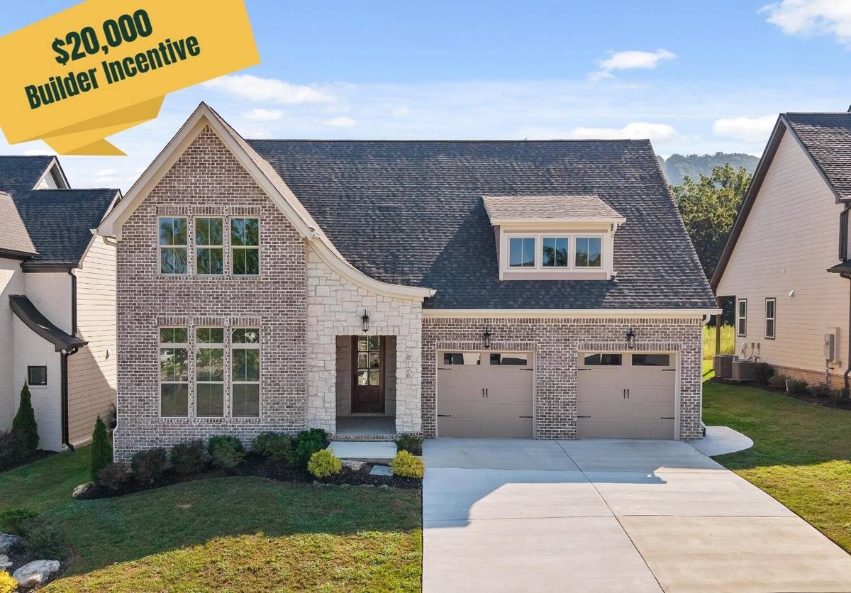 8126 Sir Oliphant Way, Ooltewah, TN 37363
