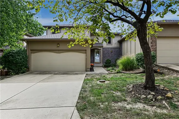 9623 Reeder ST, Overland Park, KS 66214