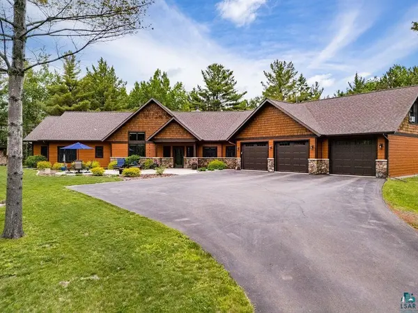 1801 20th Ave, Two Harbors, MN 55616