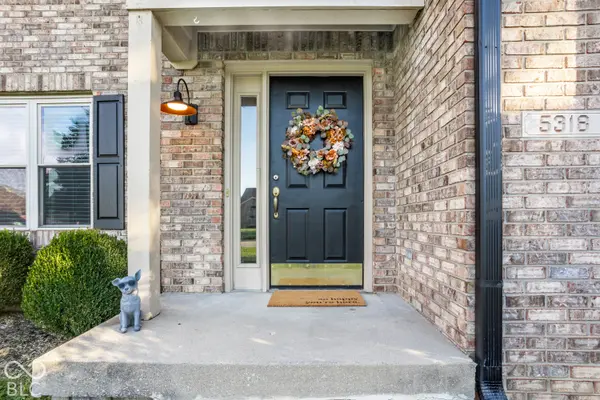 5318 Lacy WAY, Greenwood, IN 46142