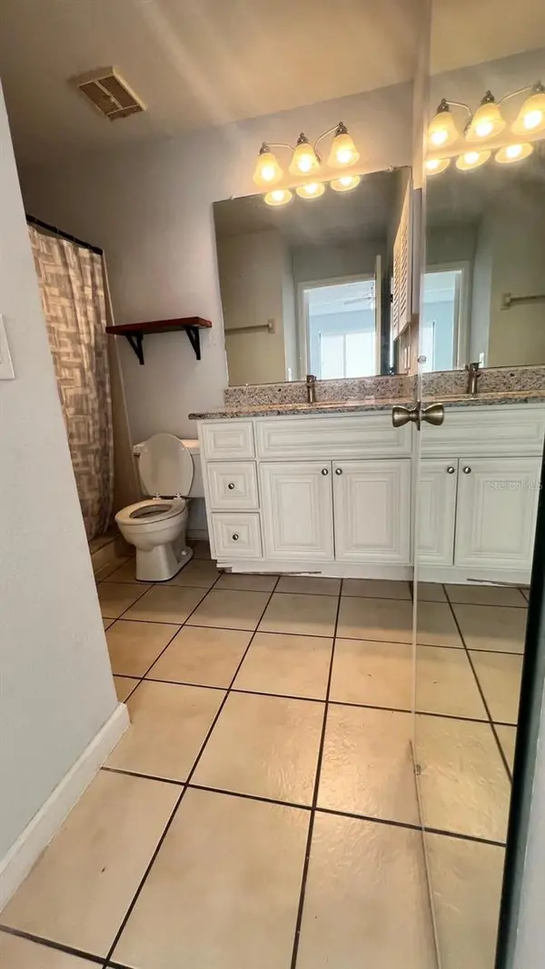 2740 OAK PARK WAY #102, Orlando, FL 32822