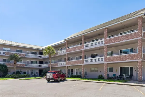 2461 RHODESIAN DR #15, Clearwater, FL 33763