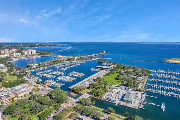 1 BEACH DR SE #2712, St Petersburg, FL 33701
