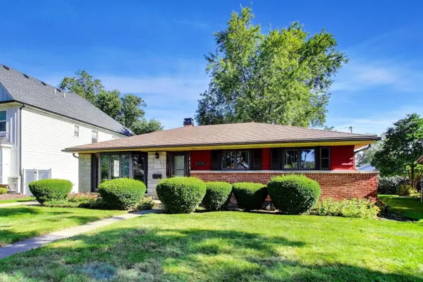 411 N Highview AVE, Elmhurst, IL 60126