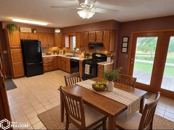 52948 Pinoak RD, Walnut, IA 51577