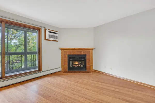 999 41st AVE NE #307, Columbia Heights, MN 55421