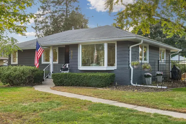8840 Bloomington AVE S, Bloomington, MN 55425