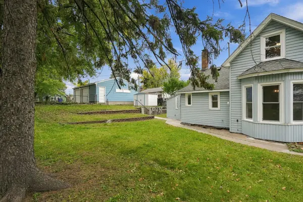 1087 Matilda ST, Saint Paul, MN 55117