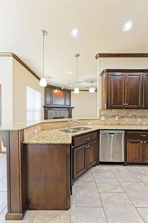 815 N Richland RD, Tuttle, OK 73089