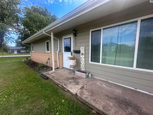 923 Green St, Pratt, KS 67124