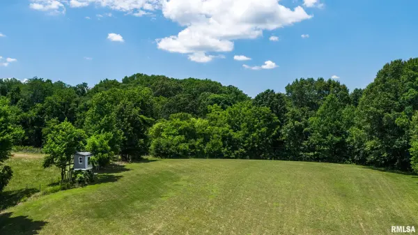 550 Body Barn RD, Anna, IL 62906