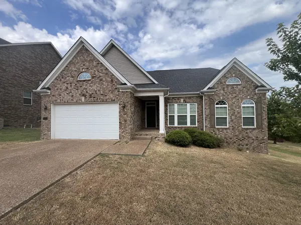 447 Warren Hill Dr, Mount Juliet, TN 37122