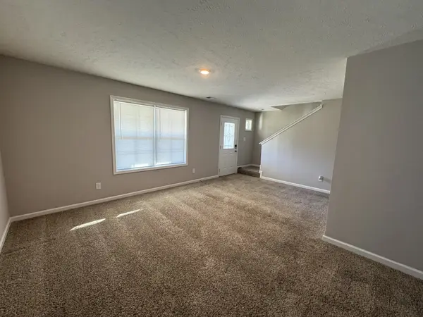 220 Tarrytown Dr, Smyrna, TN 37167