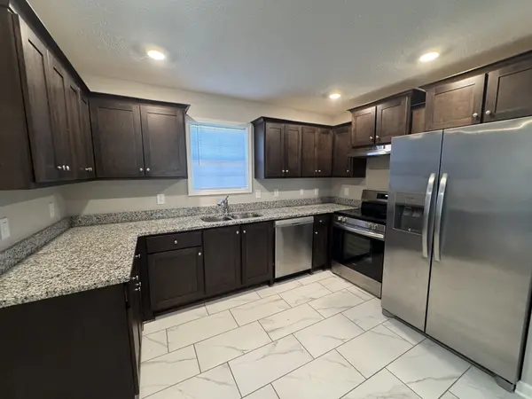 220 Tarrytown Dr, Smyrna, TN 37167