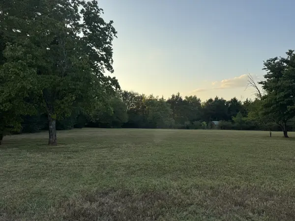 618 Morris Dr, Murfreesboro, TN 37130