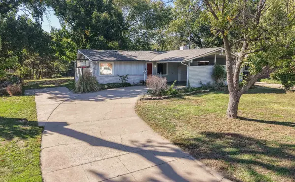 2435 N Porter Ave, Wichita, KS 67204