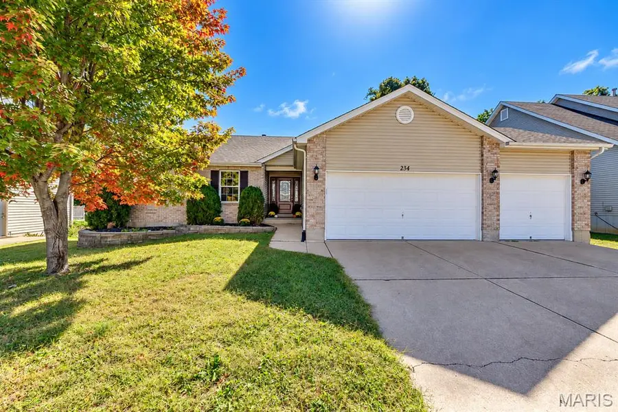 234 Romaine Spring VW, Fenton, MO 63026