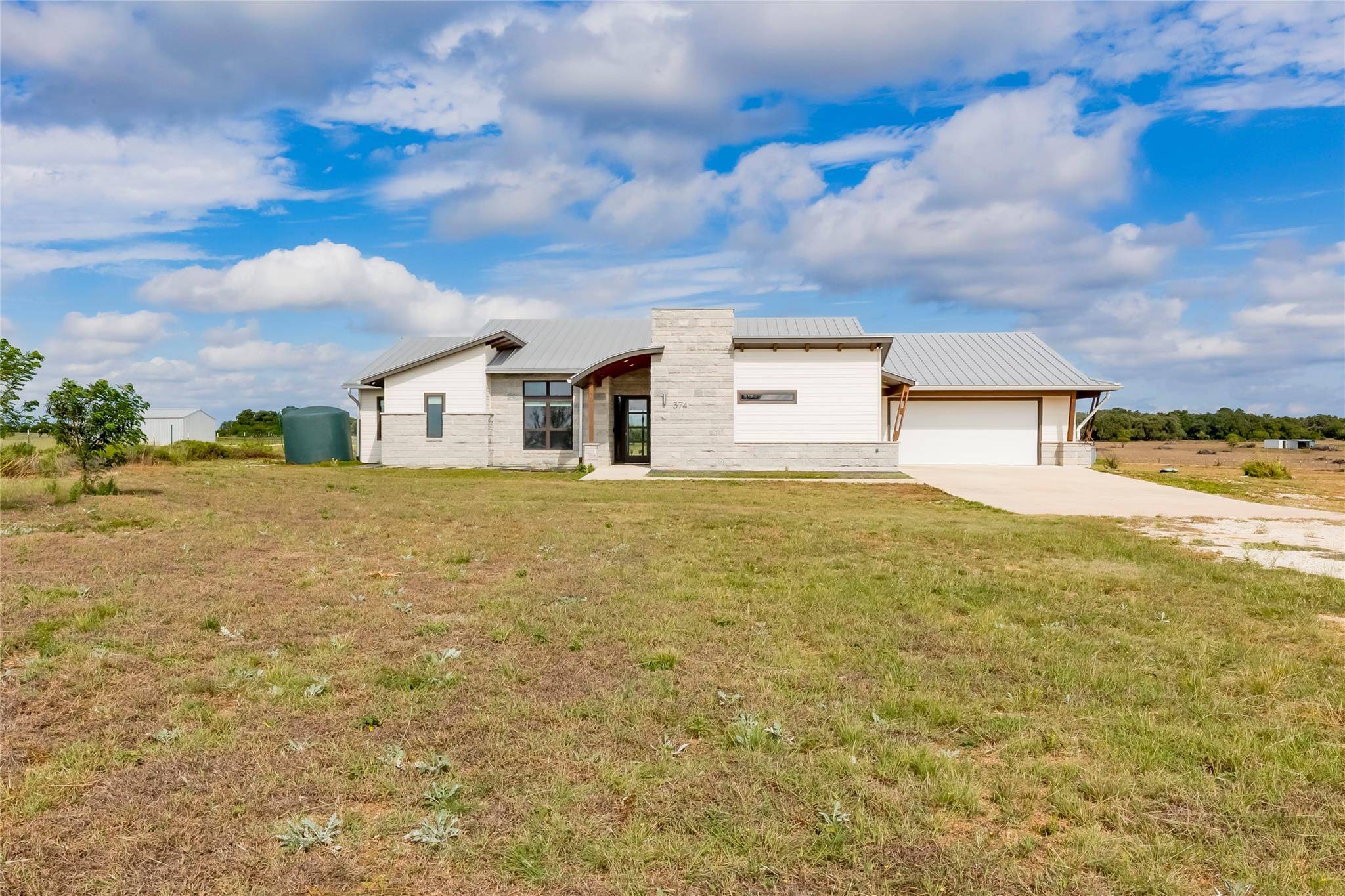 374 County Road 236, Florence, TX 76527