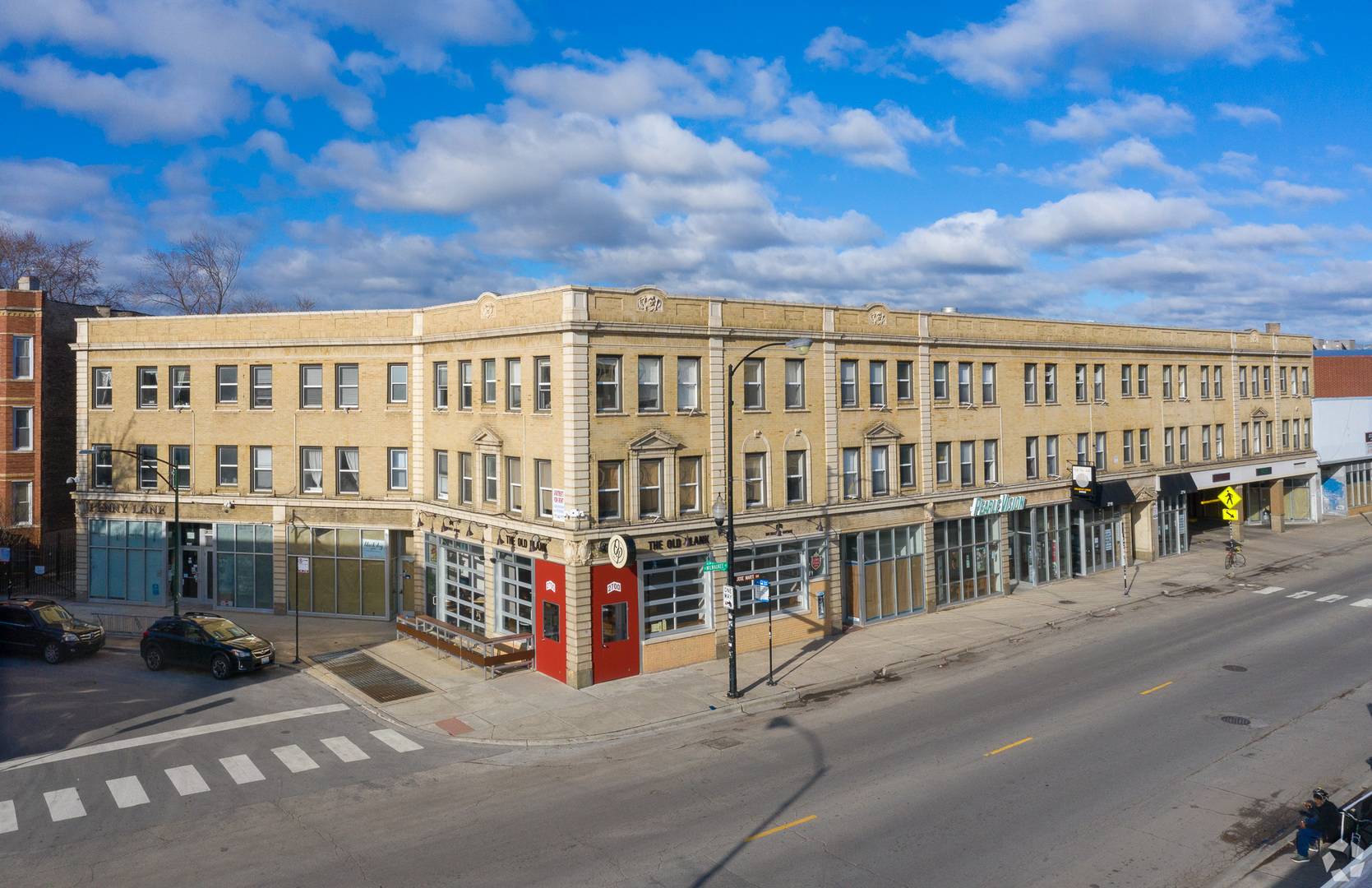 2712 N Milwaukee AVE #208, Chicago, IL 60647