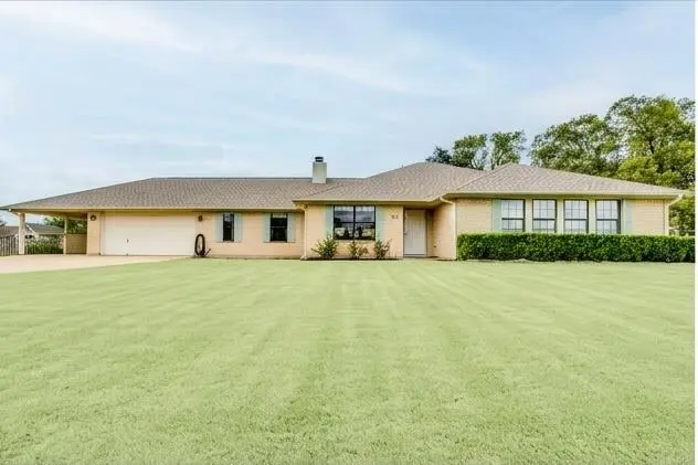 123 Primrose DR, Kyle, TX 78640
