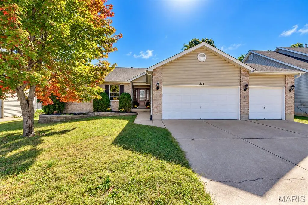 234 Romaine Spring VW, Fenton, MO 63026