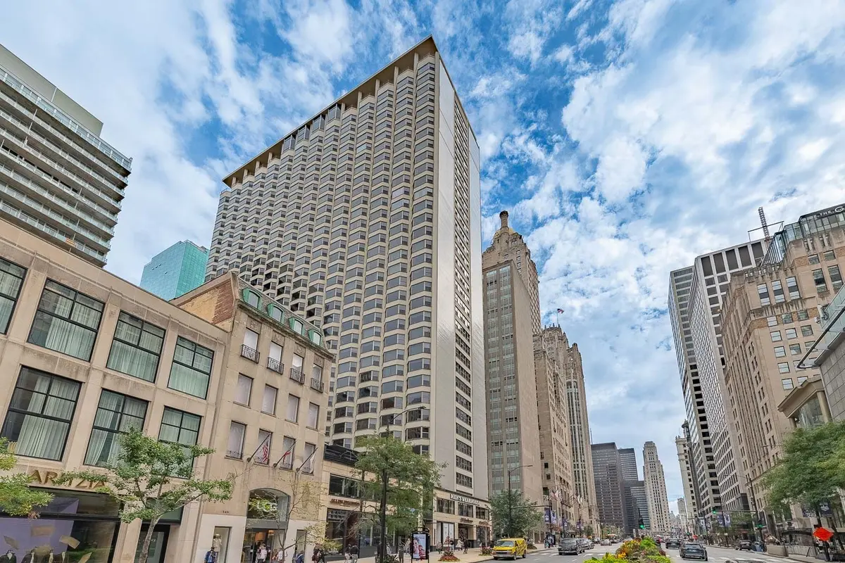 535 N Michigan AVE #2003, Chicago, IL 60611