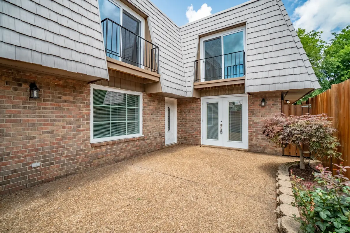 230 Cedarwood Ln, Madison, TN 37115