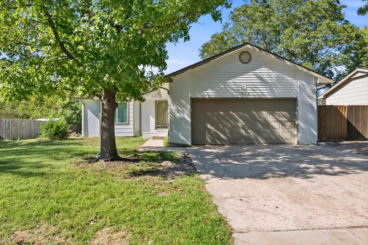 523 N Prescott St, Wichita, KS 67212
