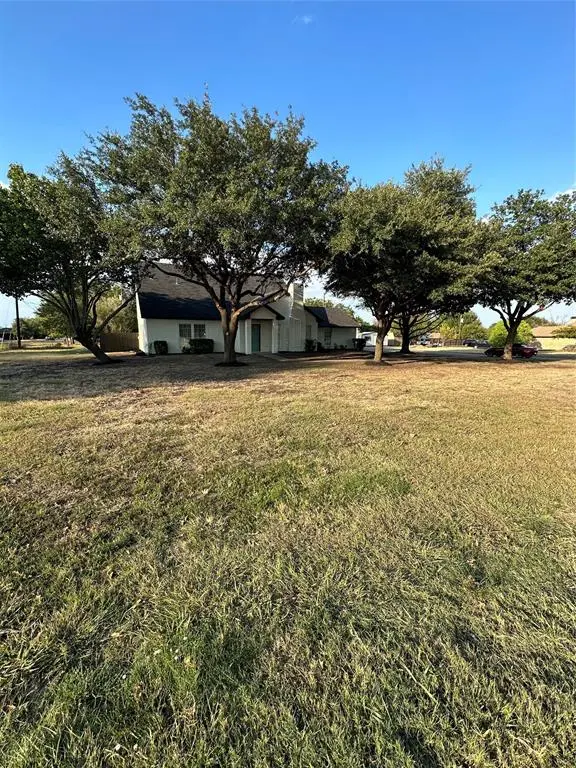 1151 Azalea Lane, Waxahachie, TX 75165