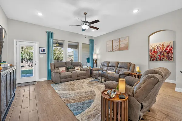 1320 Gruene Glen ST, New Braunfels, TX 78132