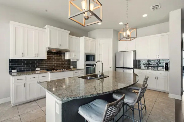 324 Stoney Point RD, Austin, TX 78737