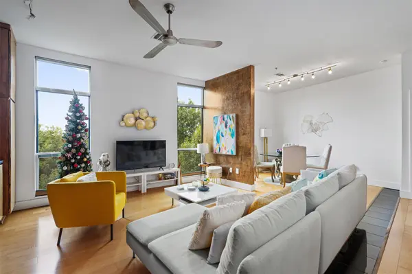 1320 Robert Browning ST #305, Austin, TX 78723