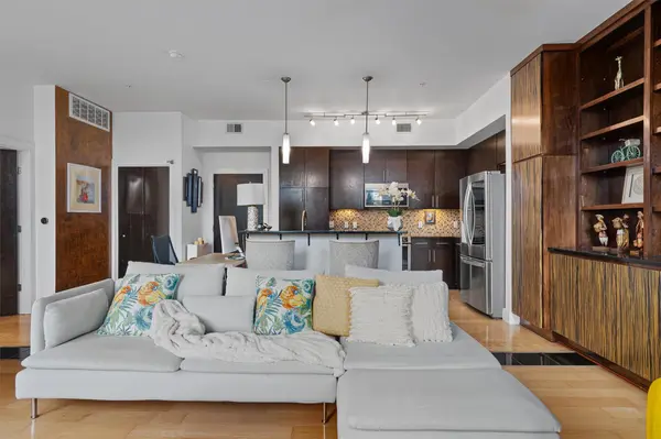 1320 Robert Browning ST #305, Austin, TX 78723