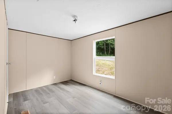 5540 Sparks RD, Hamptonville, NC 27020