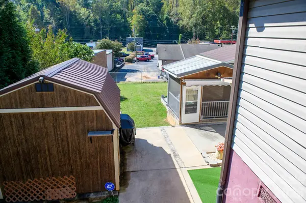 203 Newland PL, Lenoir, NC 28645