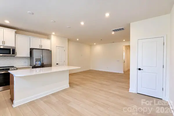 4139 Walking Ridge RD, Charlotte, NC 28208