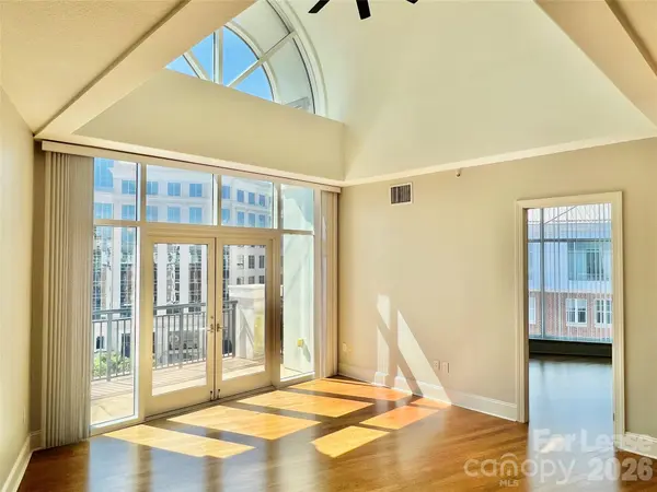 4625 Piedmont Row DR #706 E, Charlotte, NC 28210