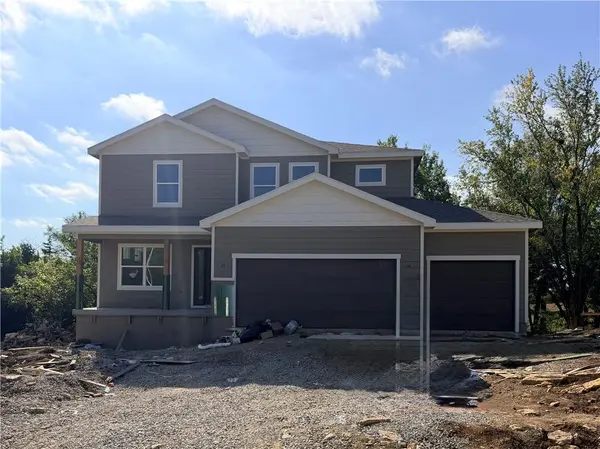 19779 W 122 TER, Olathe, KS 66061