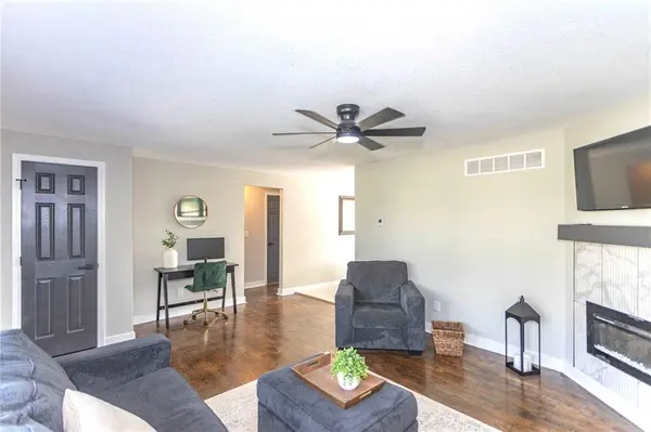 3171 Cleveland AVE, Kansas City, KS 66104