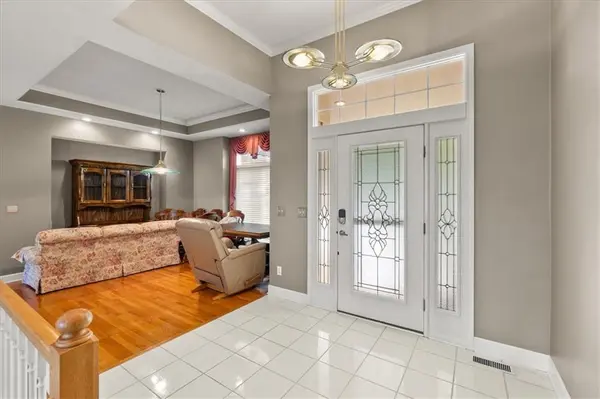 3730 S Milton DR, Independence, MO 64055