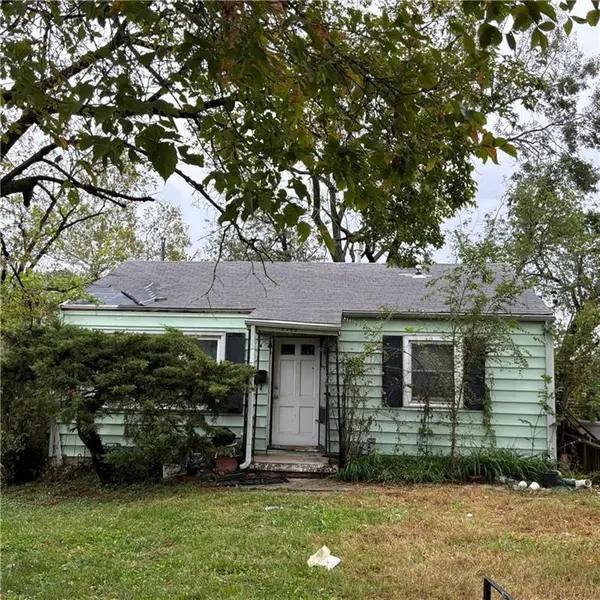 2743 31 ST #N, Kansas City, KS 66104