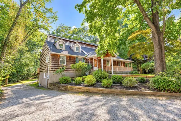 24 Half Mile RD, Middle Island, NY 11953