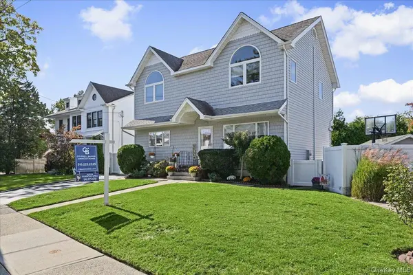 3350 Harold ST, Oceanside, NY 11572