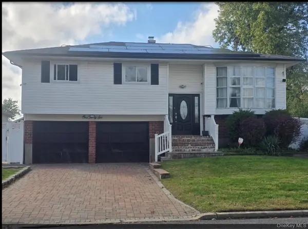136 Front AVE, Brentwood, NY 11717