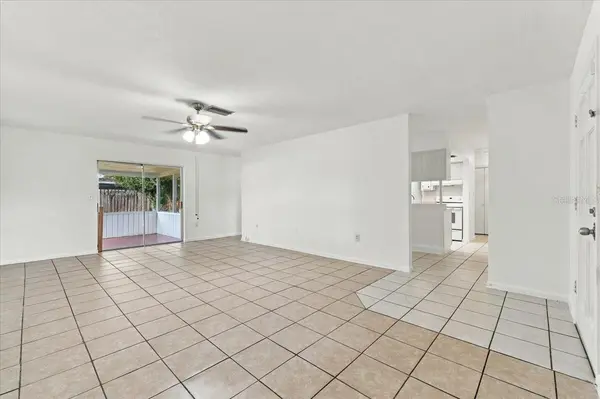 422 DUCHESS DR, Lakeland, FL 33803