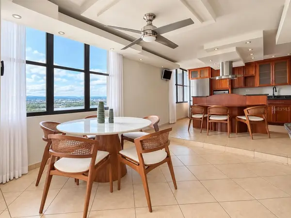 4735 ISLA VERDE AVE #PH A, Carolina, PR 00979