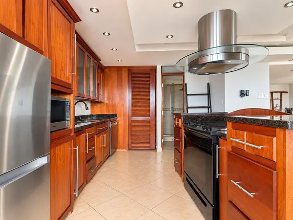 4735 ISLA VERDE AVE #PH A, Carolina, PR 00979