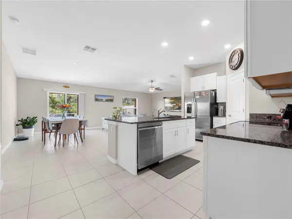 15436 MILLER CREEK DR, Sun City Center, FL 33573