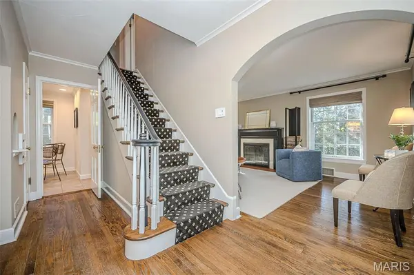 7170 Princeton AVE, University City, MO 63130