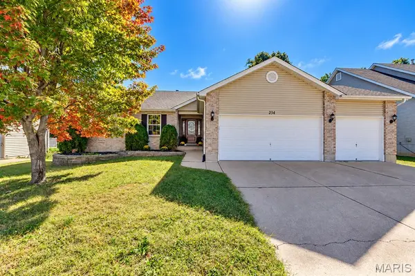 234 Romaine Spring VW, Fenton, MO 63026